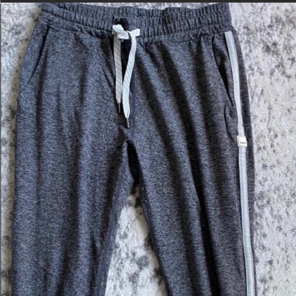 Vuori Joggers